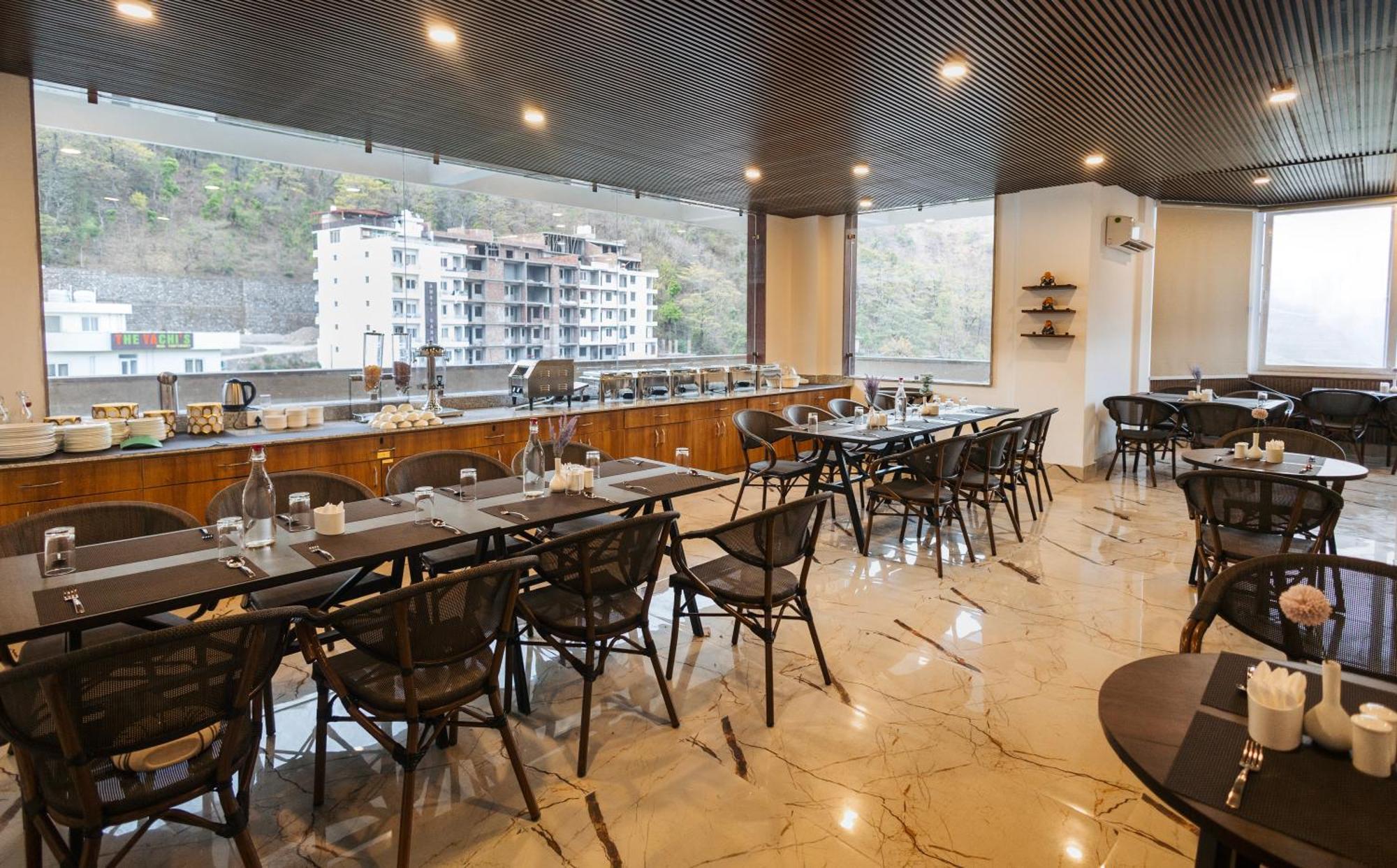 Stone Wood Hotel, Rishīkesh Dış mekan fotoğraf