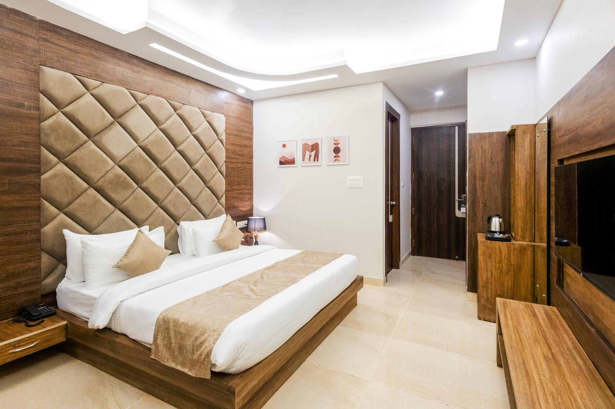 Stone Wood Hotel, Rishīkesh Dış mekan fotoğraf